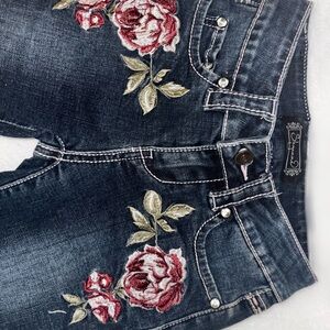 Girls Shyanne western bootcut jeans. Size 6